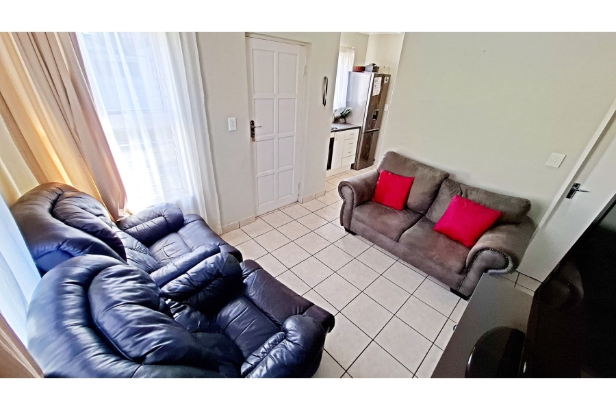 2 Bedroom Property for Sale in Broadlands Village Western Cape